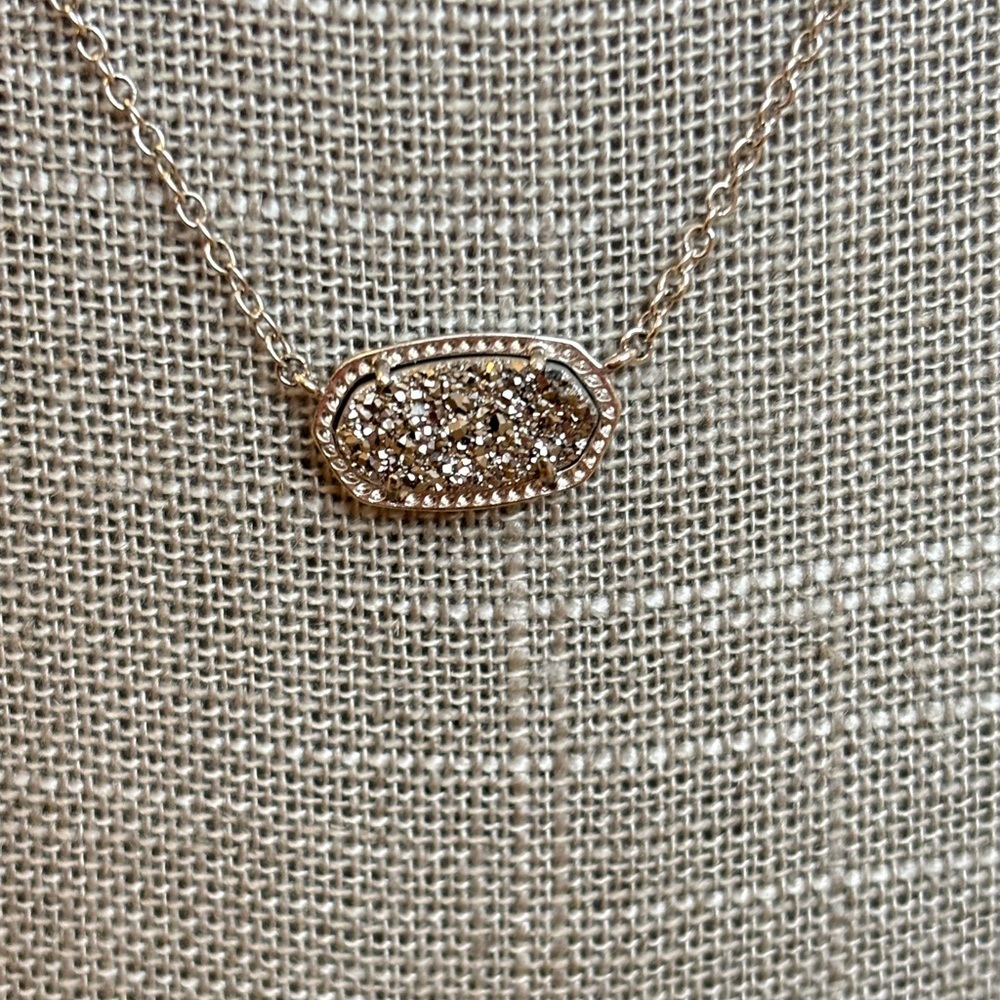 Kendra Scott Elisa Silver Pendant Necklace in Platinum Drusy - Picture 4 of 6